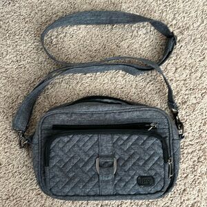 Travel purse